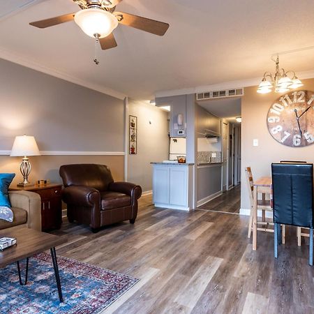 Sky High Views!!-Peak Mountaintop-Outdoor Pool-Close To Downtown-Private Balcony-Wifi-Cable Gatlinburg Eksteriør bilde