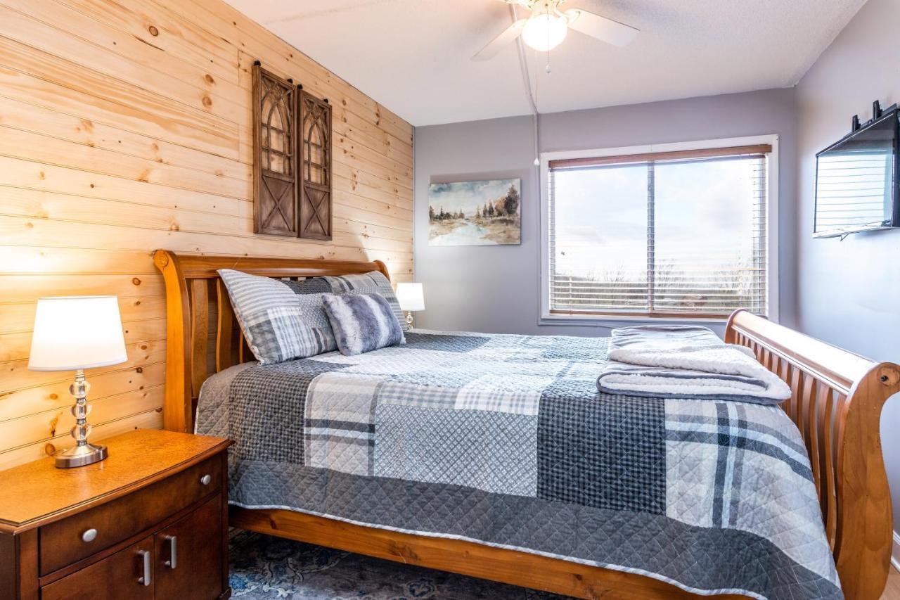 Sky High Views!!-Peak Mountaintop-Outdoor Pool-Close To Downtown-Private Balcony-Wifi-Cable Gatlinburg Eksteriør bilde