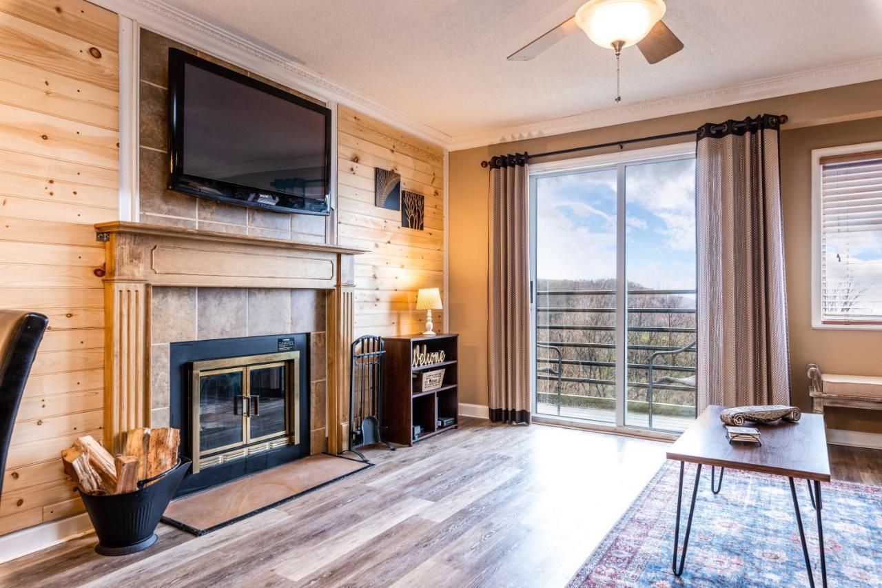 Sky High Views!!-Peak Mountaintop-Outdoor Pool-Close To Downtown-Private Balcony-Wifi-Cable Gatlinburg Eksteriør bilde