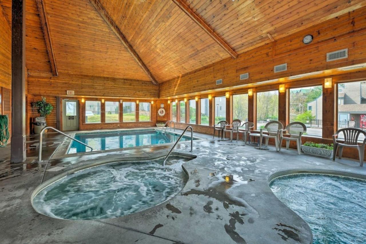 Sky High Views!!-Peak Mountaintop-Outdoor Pool-Close To Downtown-Private Balcony-Wifi-Cable Gatlinburg Eksteriør bilde